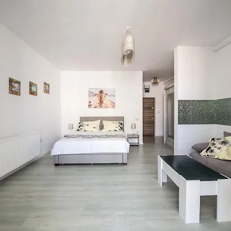 Apartel Acvamania Апартаменты Нэводари